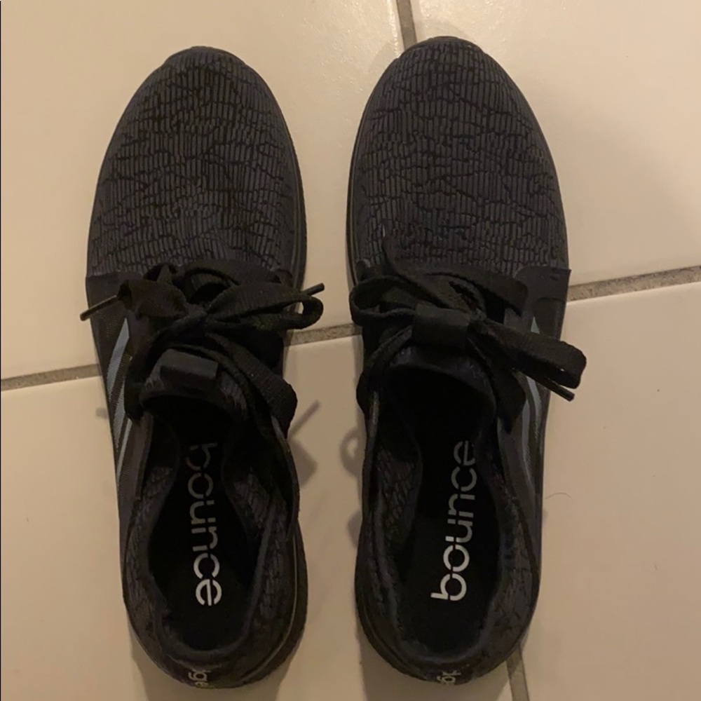 NWOT ADIDAS EDGE LUX SNEAKERS